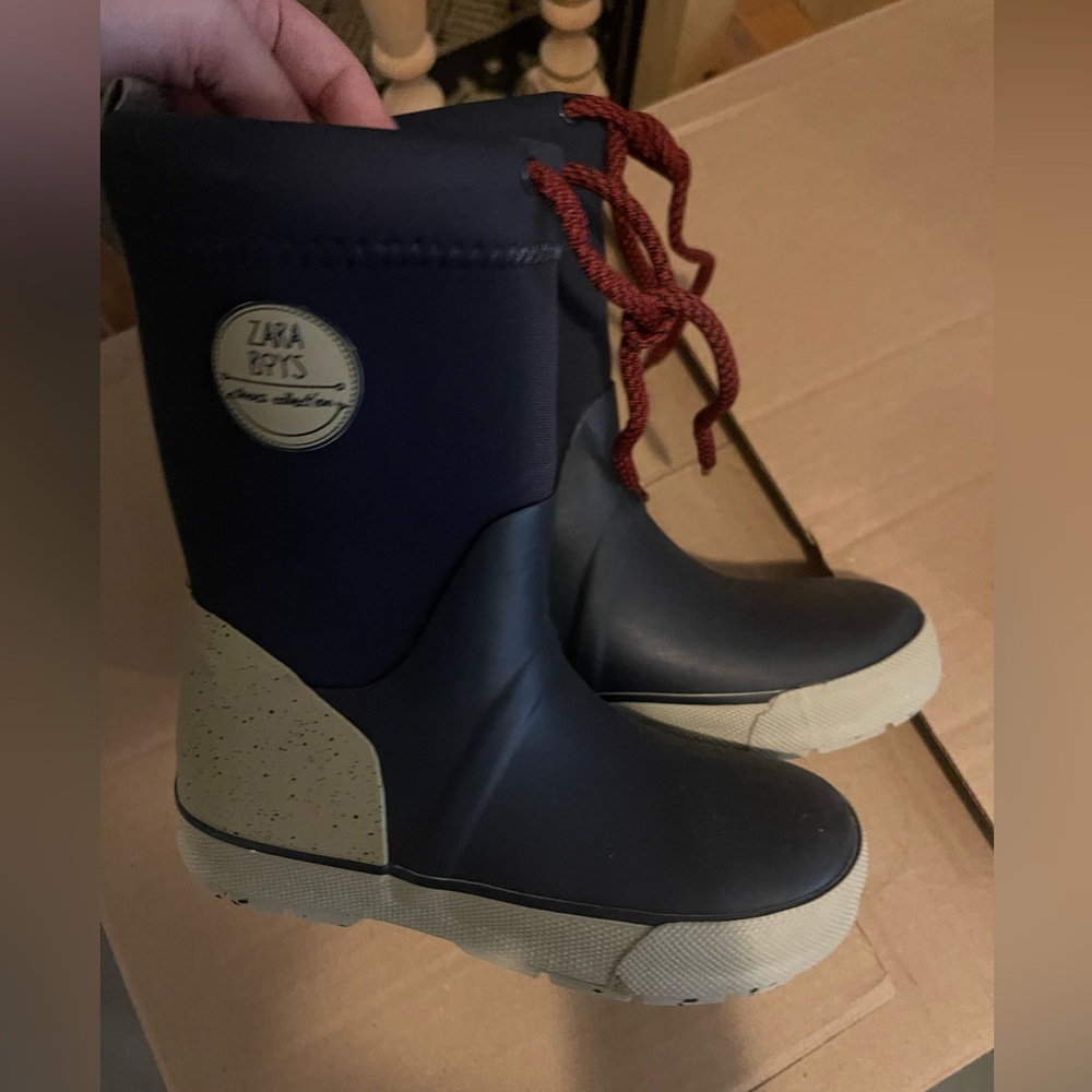 Zara rainboots
